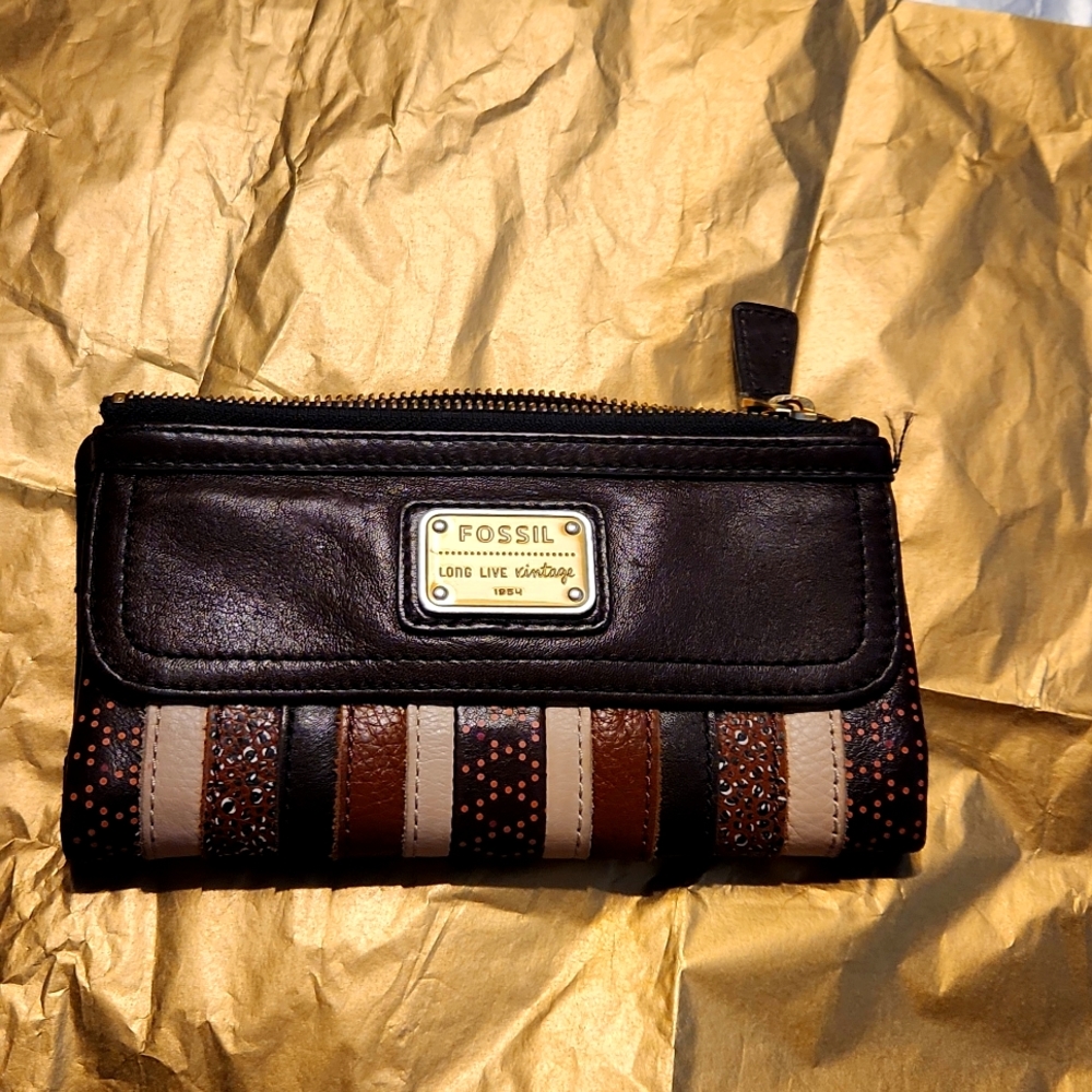 Fossil Wallet - image 1